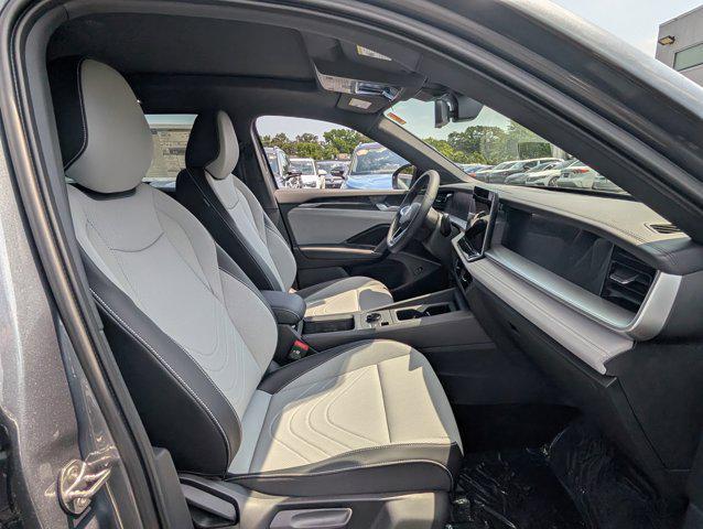 new 2025 Volkswagen Tiguan car, priced at $33,083