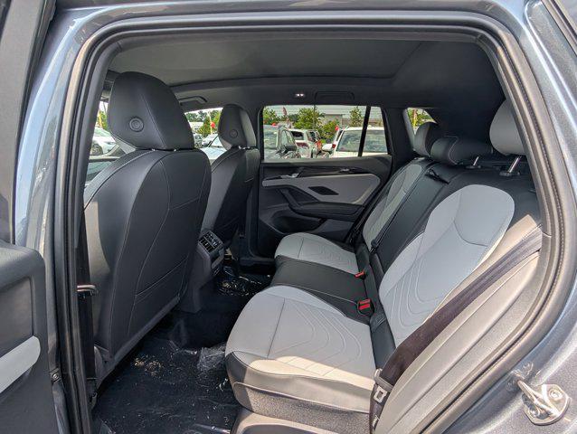 new 2025 Volkswagen Tiguan car, priced at $33,083