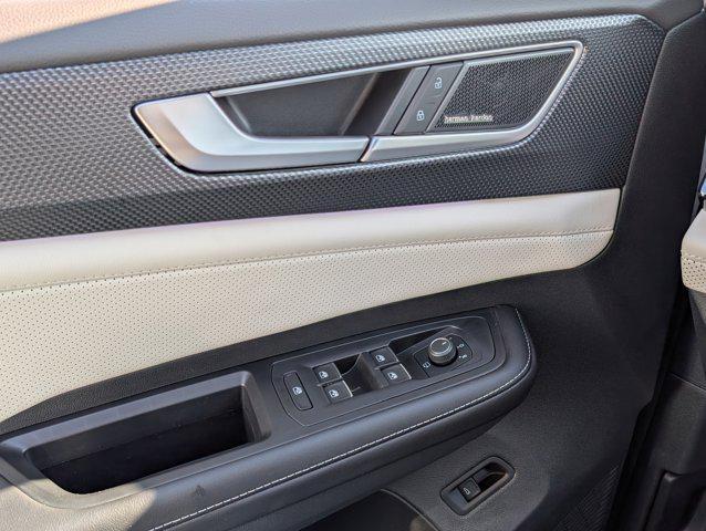 new 2026 Volkswagen Atlas Cross Sport car, priced at $52,261