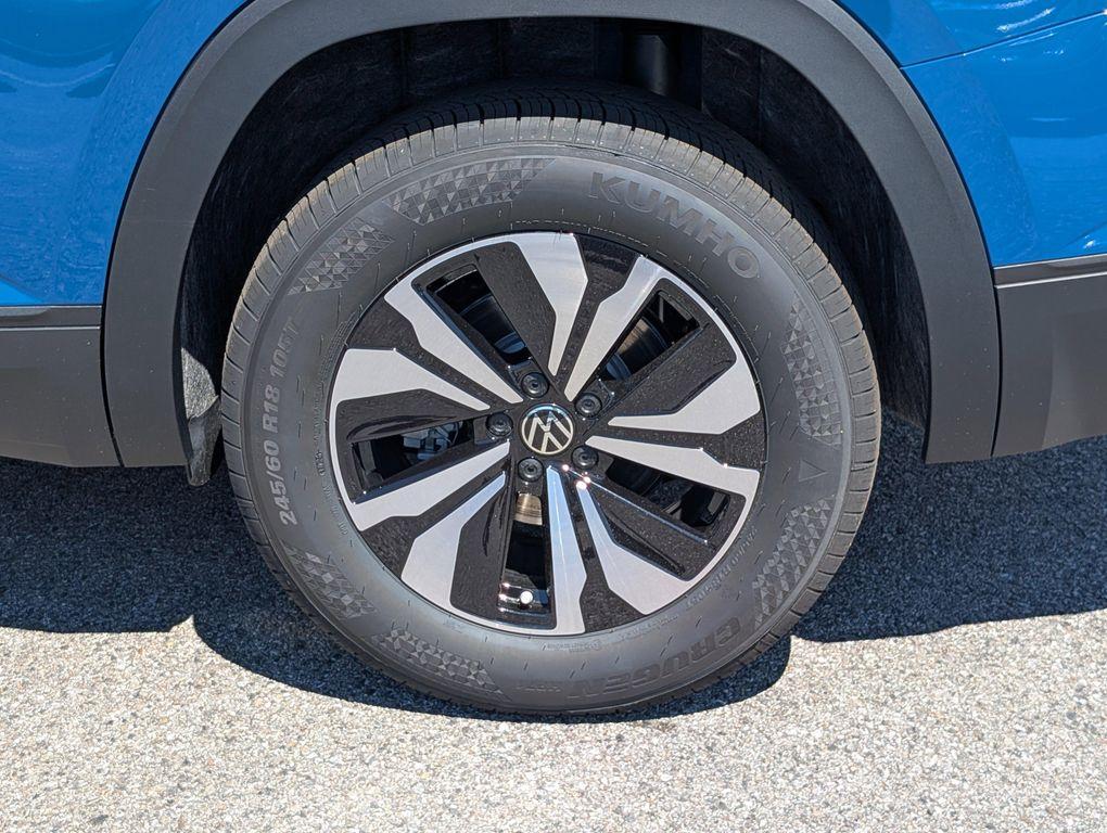 new 2026 Volkswagen Atlas car, priced at $38,930