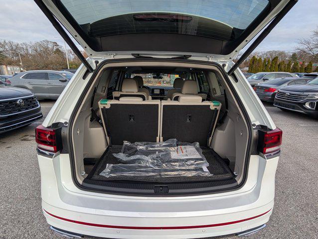 new 2026 Volkswagen Atlas car, priced at $53,429