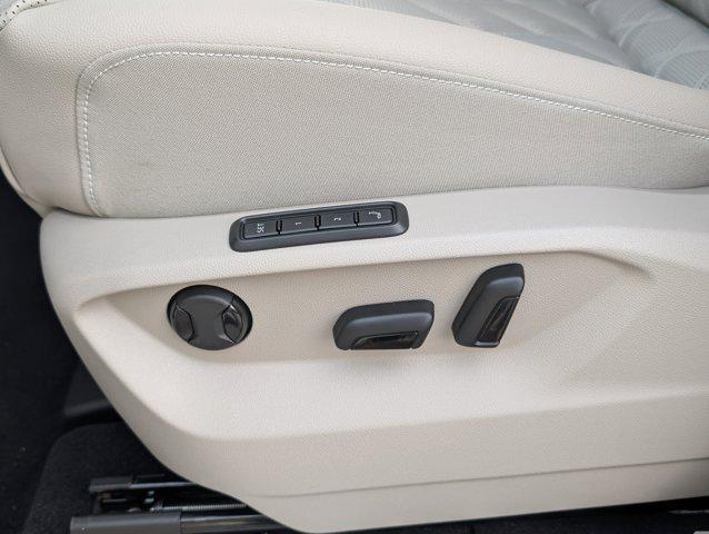 new 2026 Volkswagen Atlas car, priced at $53,429