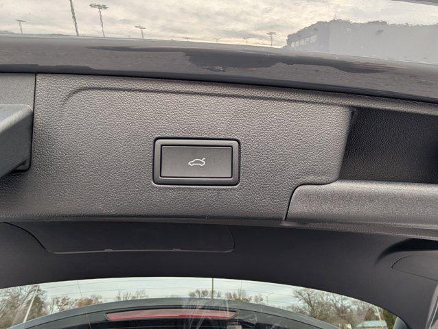 new 2026 Volkswagen Atlas Cross Sport car, priced at $52,261