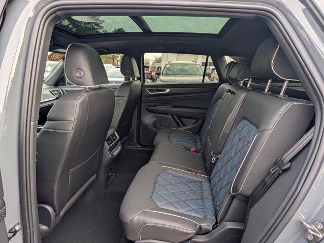 new 2026 Volkswagen Atlas Cross Sport car, priced at $52,261