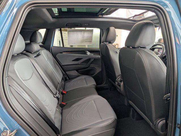 new 2025 Volkswagen Tiguan car, priced at $32,286