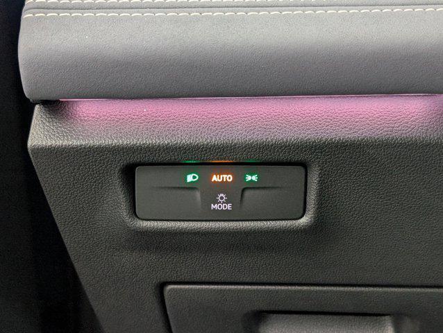 new 2025 Volkswagen Tiguan car, priced at $32,286