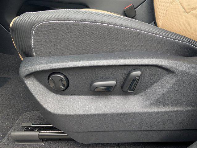 new 2026 Volkswagen Atlas Cross Sport car, priced at $36,254