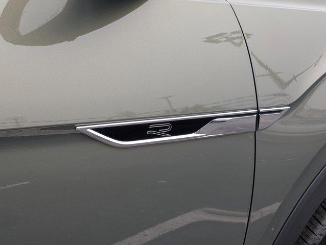 new 2026 Volkswagen Atlas car, priced at $52,301