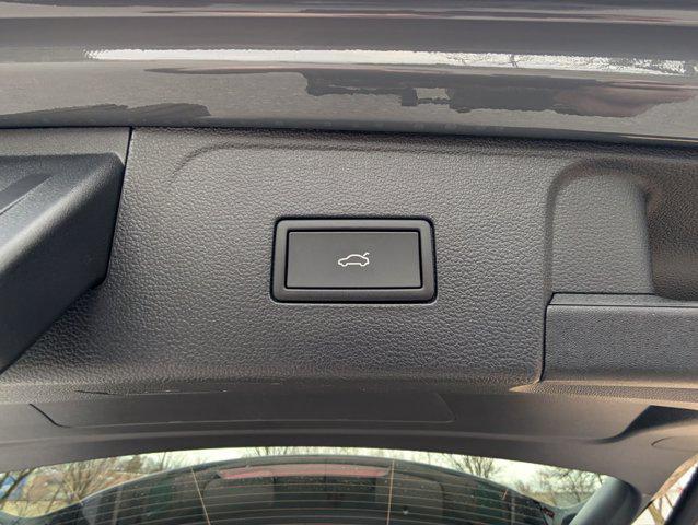 new 2026 Volkswagen Atlas car, priced at $52,738