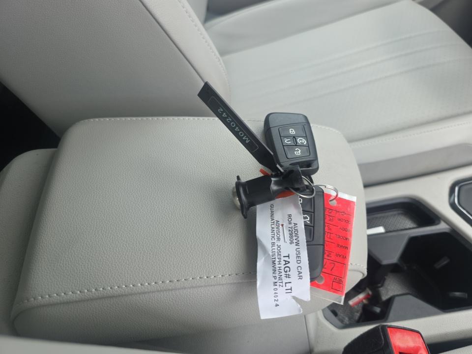 used 2023 Volkswagen Tiguan car, priced at $23,143