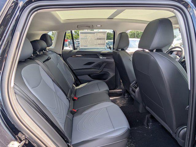 new 2025 Volkswagen Tiguan car, priced at $32,999