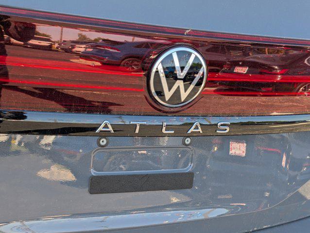 new 2026 Volkswagen Atlas car, priced at $45,884