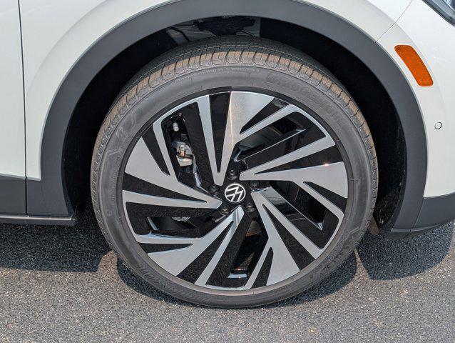 new 2025 Volkswagen ID.4 car, priced at $46,888