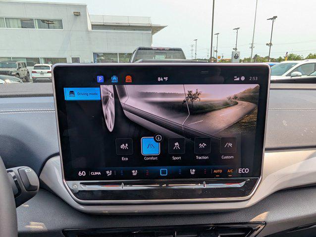 new 2025 Volkswagen ID.4 car, priced at $46,888