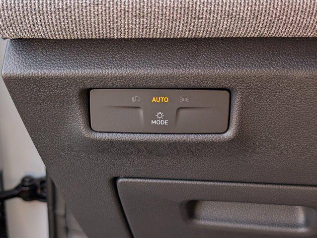 new 2025 Volkswagen Tiguan car, priced at $26,124