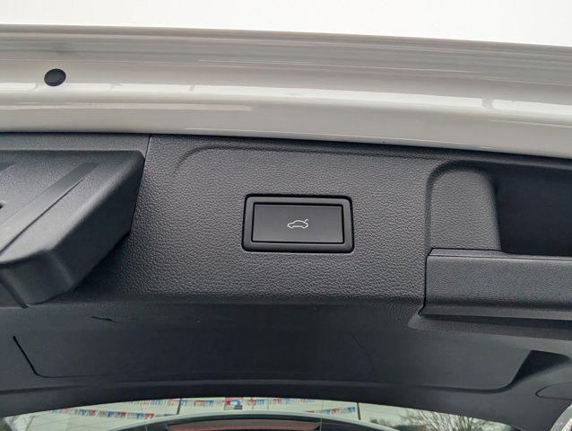 new 2026 Volkswagen Atlas car, priced at $45,951