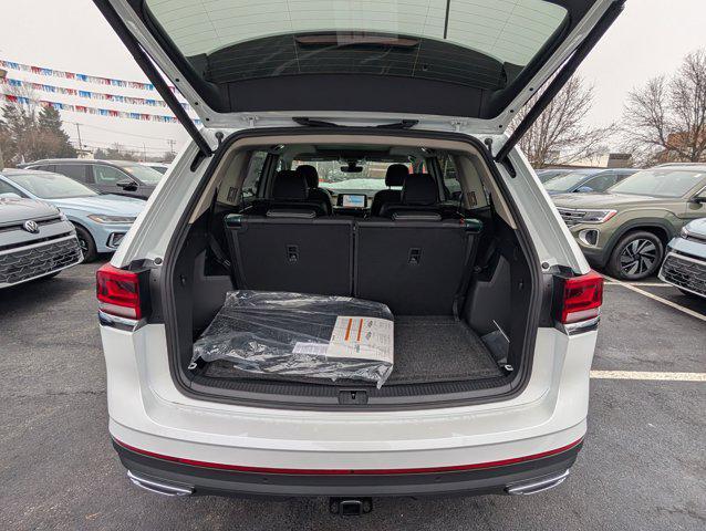 new 2026 Volkswagen Atlas car, priced at $45,951