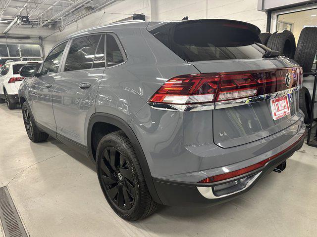 used 2026 Volkswagen Atlas Cross Sport car, priced at $46,902
