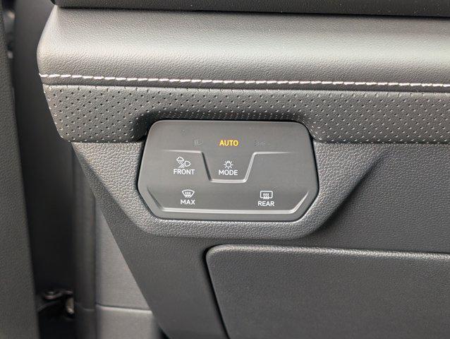 new 2026 Volkswagen Atlas car, priced at $38,631