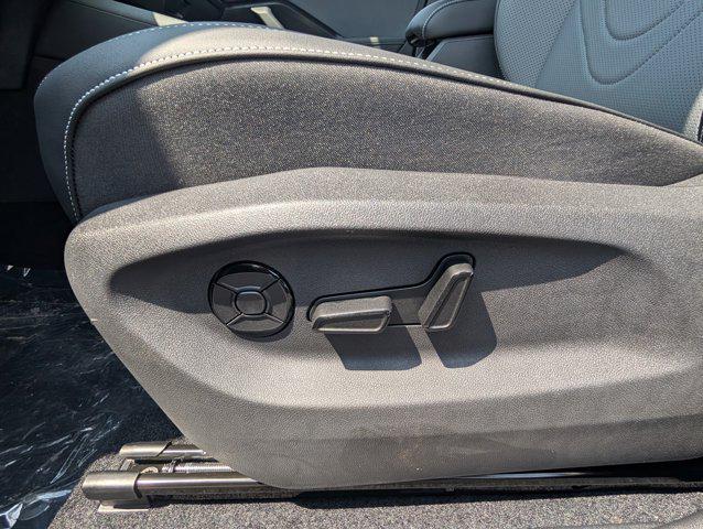 new 2025 Volkswagen Tiguan car, priced at $33,750