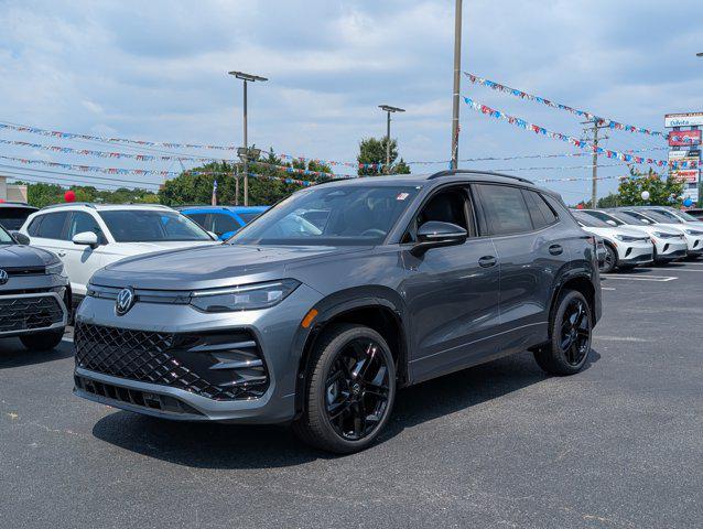 new 2025 Volkswagen Tiguan car, priced at $33,750
