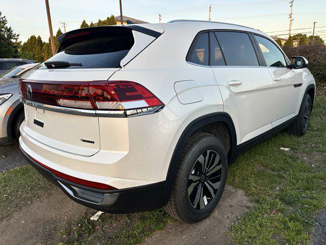 new 2026 Volkswagen Atlas Cross Sport car, priced at $38,160