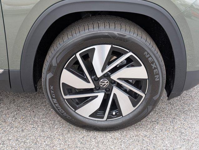 new 2026 Volkswagen Atlas car, priced at $47,456