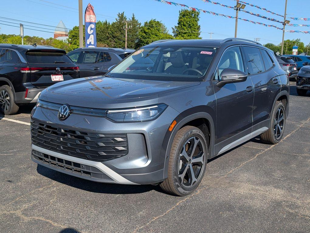 new 2026 Volkswagen Tiguan car, priced at $35,747