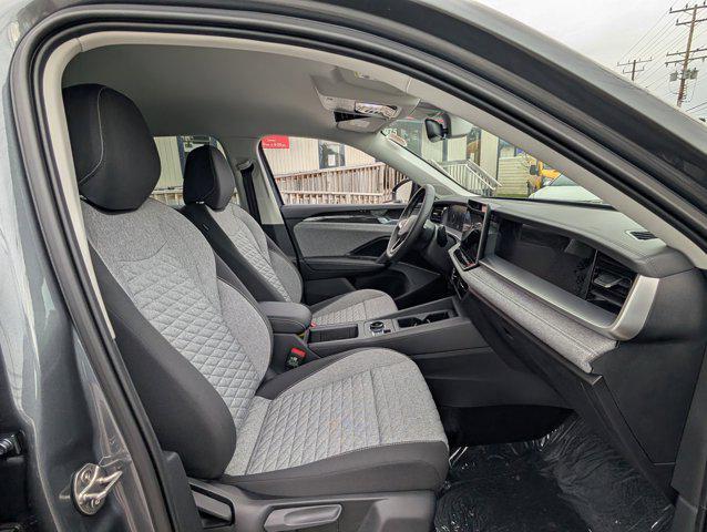 new 2025 Volkswagen Tiguan car, priced at $28,499