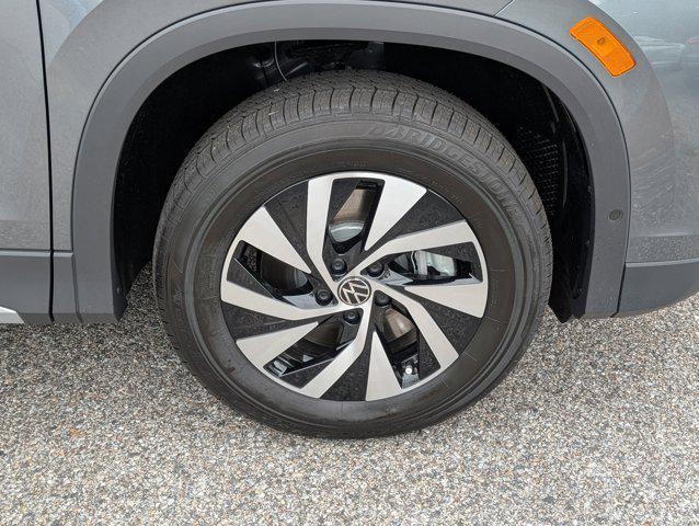 new 2025 Volkswagen Tiguan car, priced at $28,499