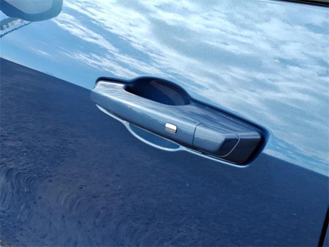 new 2026 Chevrolet Traverse car, priced at $44,020