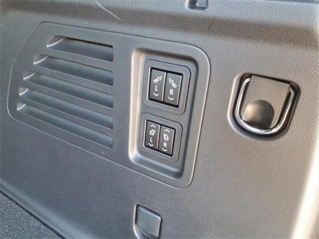 new 2026 Chevrolet Traverse car, priced at $59,795