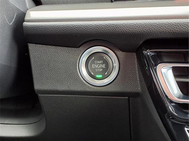 new 2026 Chevrolet Traverse car, priced at $42,988