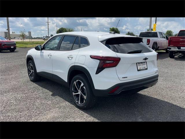 used 2025 Chevrolet Trax car, priced at $25,495