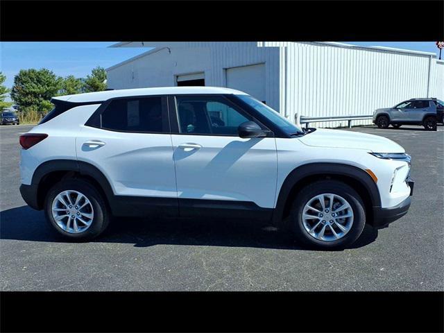 new 2026 Chevrolet TrailBlazer car, priced at $23,686