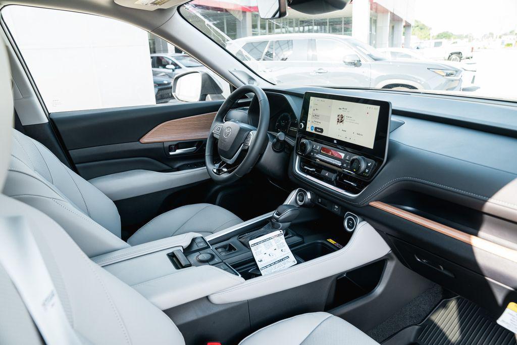 new 2026 Toyota Grand Highlander car, priced at $56,623