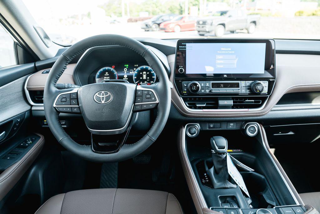 new 2026 Toyota Grand Highlander car, priced at $61,811