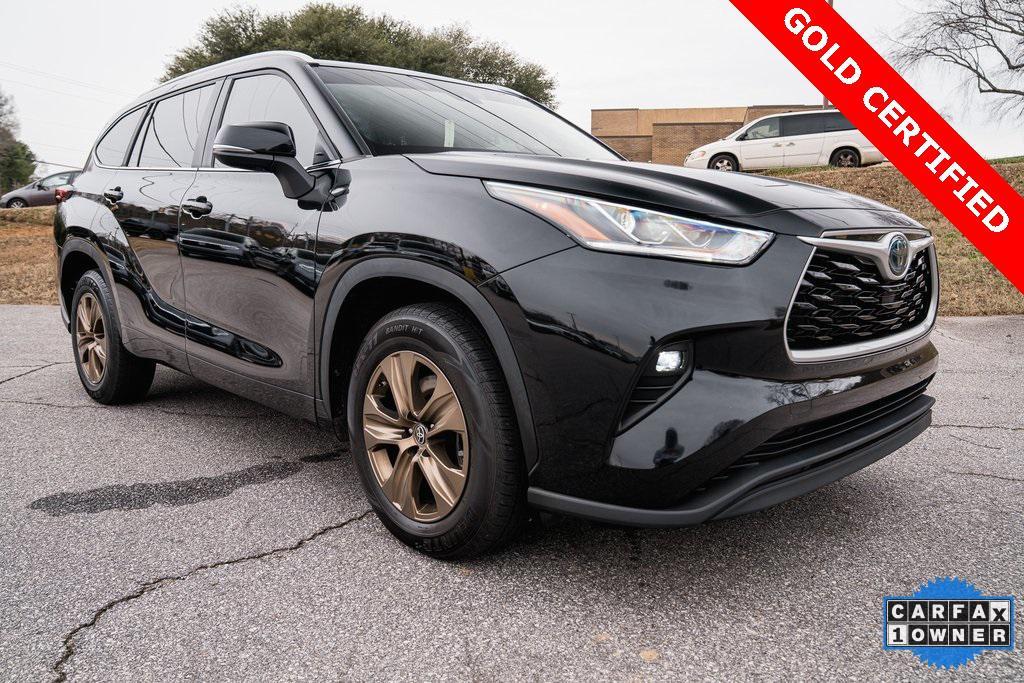 used 2023 Toyota Highlander Hybrid car, priced at $38,850