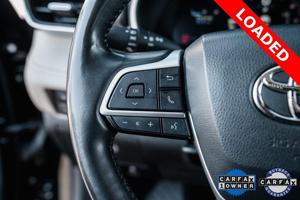 used 2023 Toyota Highlander car, priced at $38,550