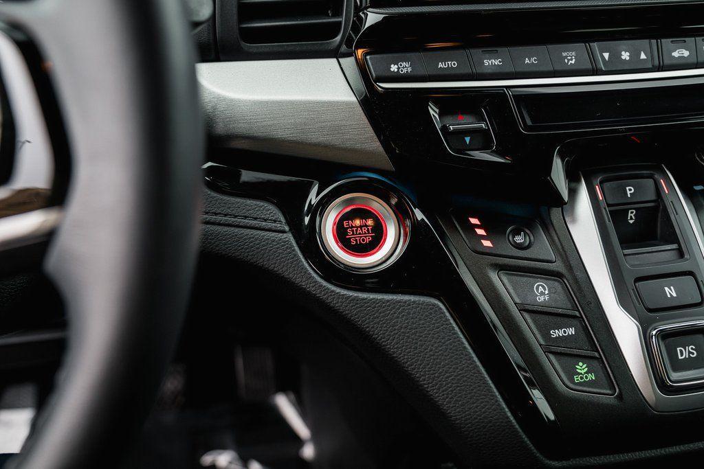 used 2025 Honda Odyssey car, priced at $40,950