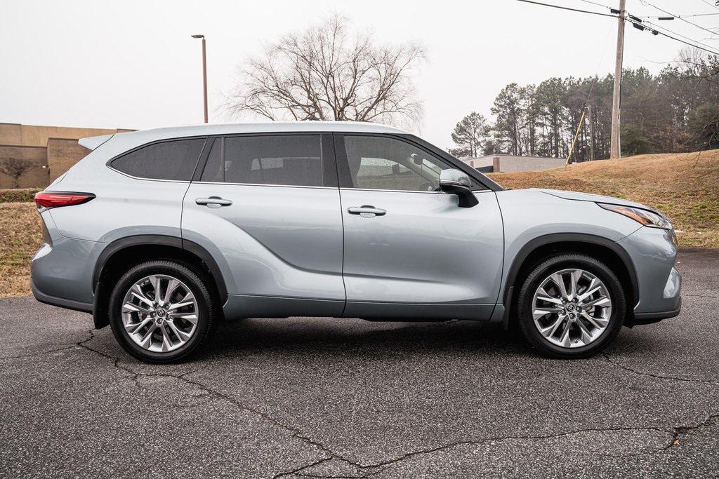 used 2023 Toyota Highlander car, priced at $38,950