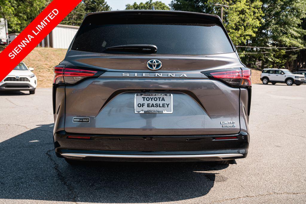 used 2023 Toyota Sienna car, priced at $46,950