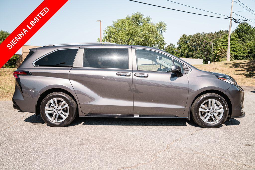 used 2023 Toyota Sienna car, priced at $46,950
