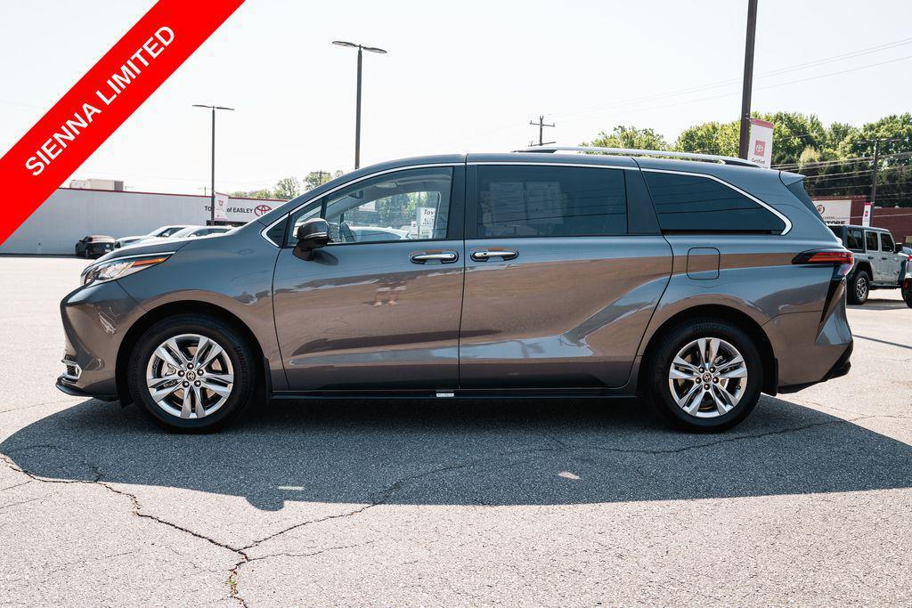 used 2023 Toyota Sienna car, priced at $46,950