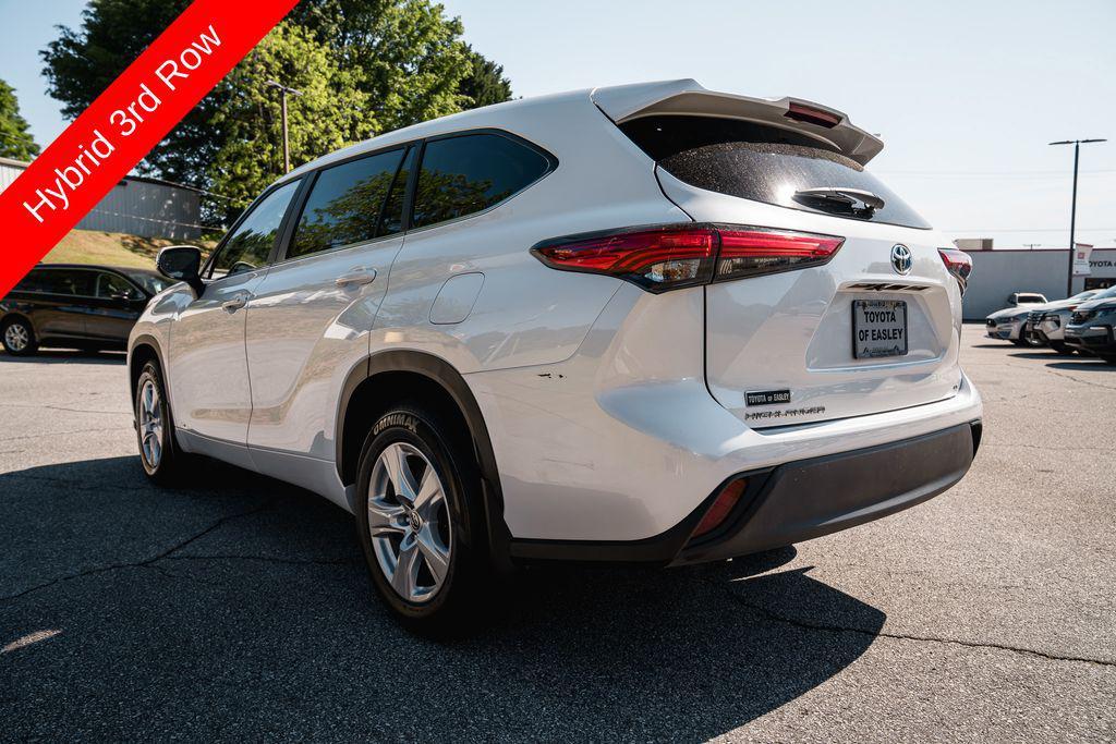 used 2023 Toyota Highlander Hybrid car, priced at $32,950