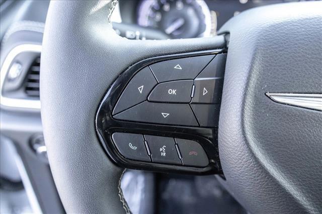 used 2025 Chrysler Pacifica car, priced at $35,451