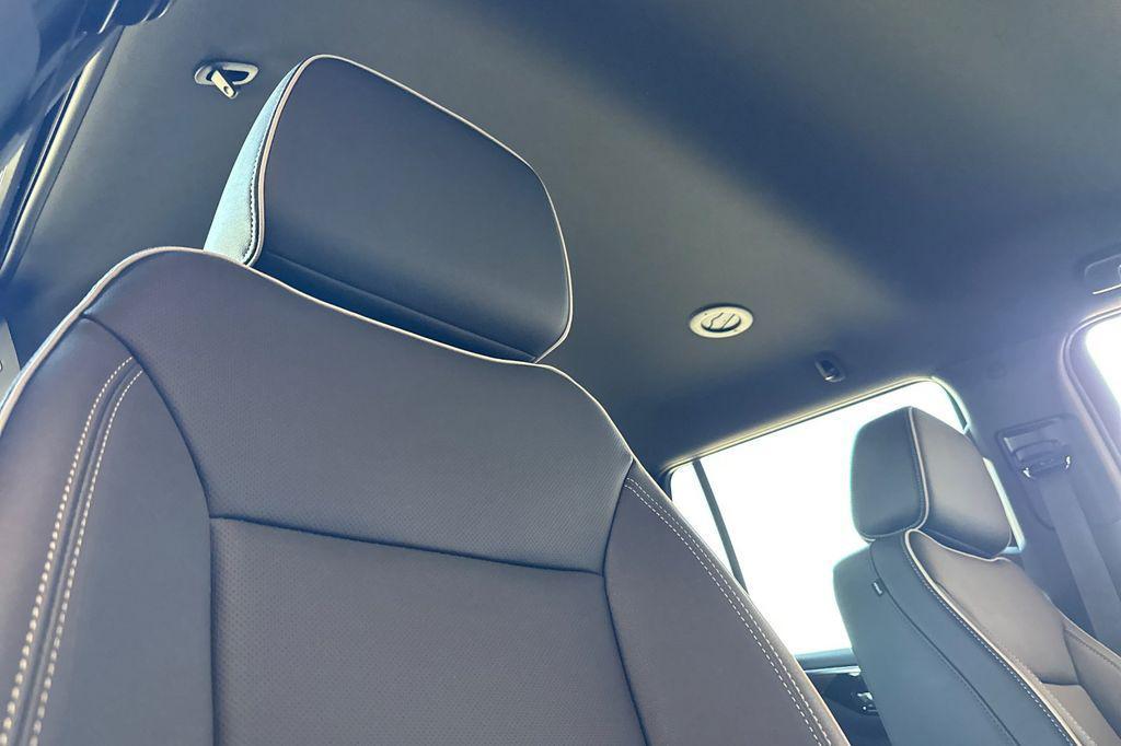 new 2025 Chevrolet Tahoe car, priced at $69,990