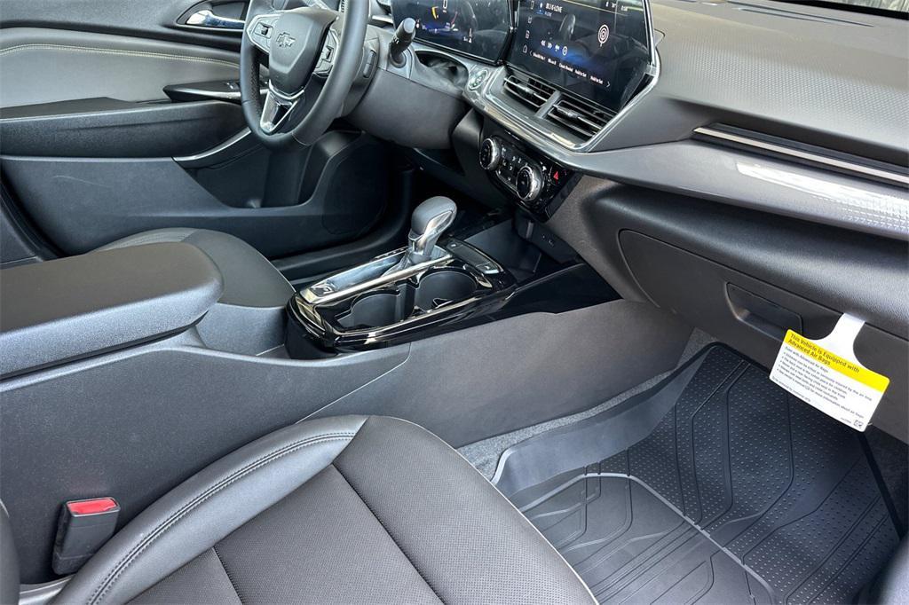 new 2025 Chevrolet Trax car, priced at $24,586
