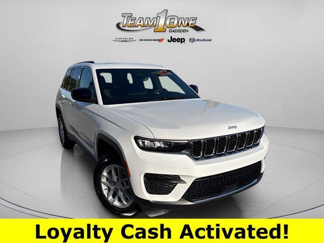 new 2025 Jeep Grand Cherokee car, priced at $33,498