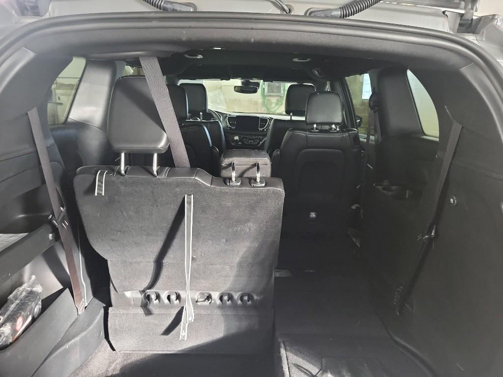 used 2025 Chrysler Pacifica car, priced at $29,997